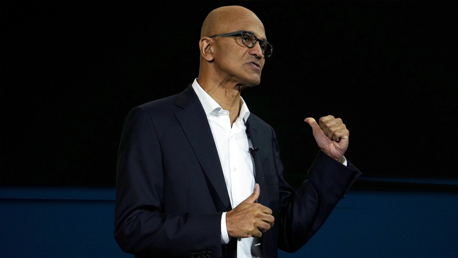 Глава Microsoft получил огромную прибавку к зарплате в этом году, а несколько тысяч сотрудников лишились работы - Kupikod Media